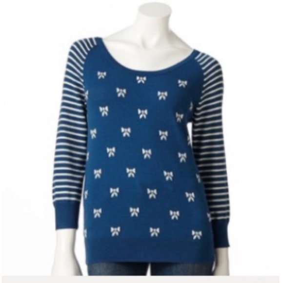 LC Lauren Conrad Sweaters - Lauren Conrad Bow Sweater